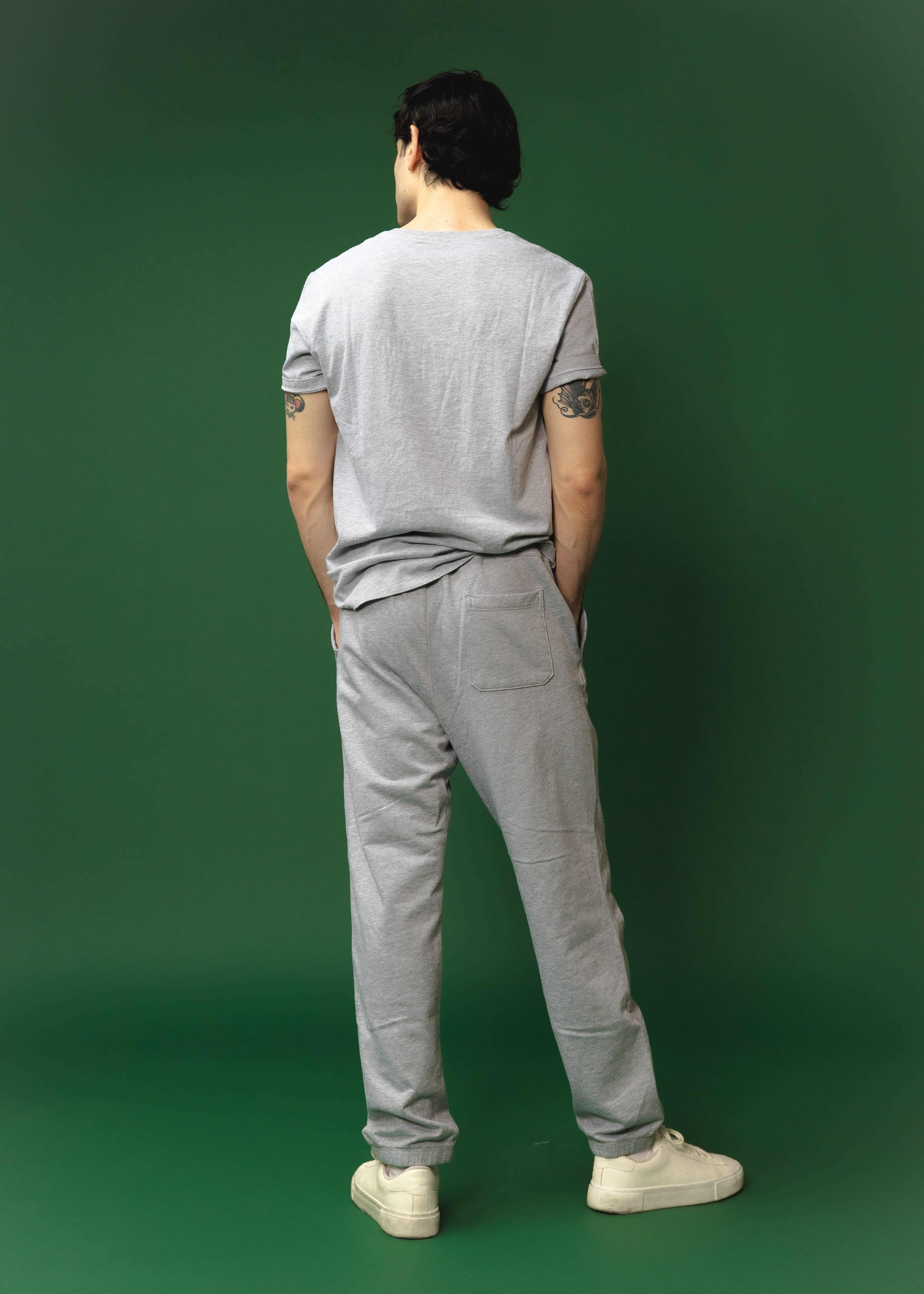 HEATHER GREY FLEECE SWEATPANT || HEATHER GREY