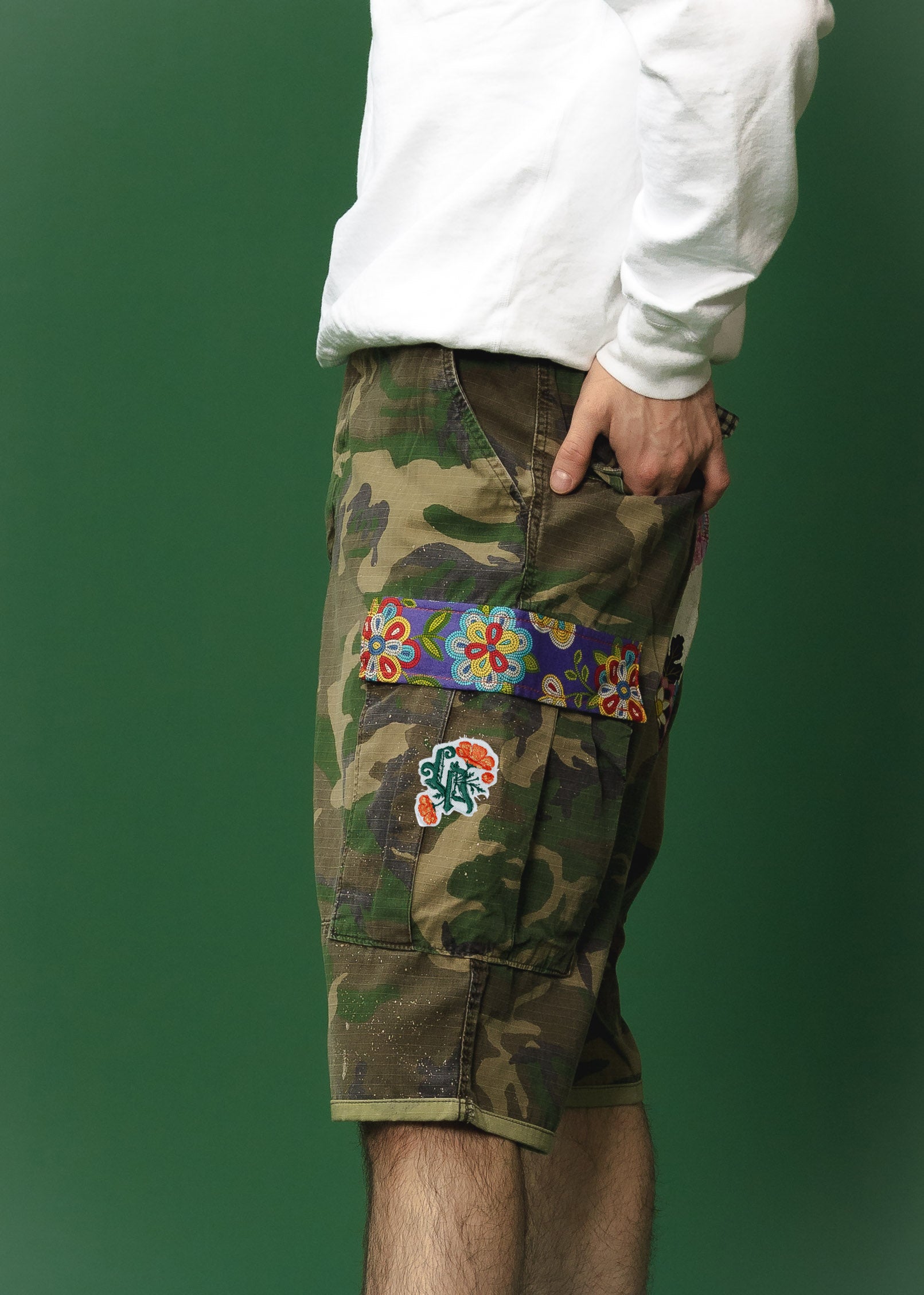 CAMO SHORTS ON LSD || MULTI